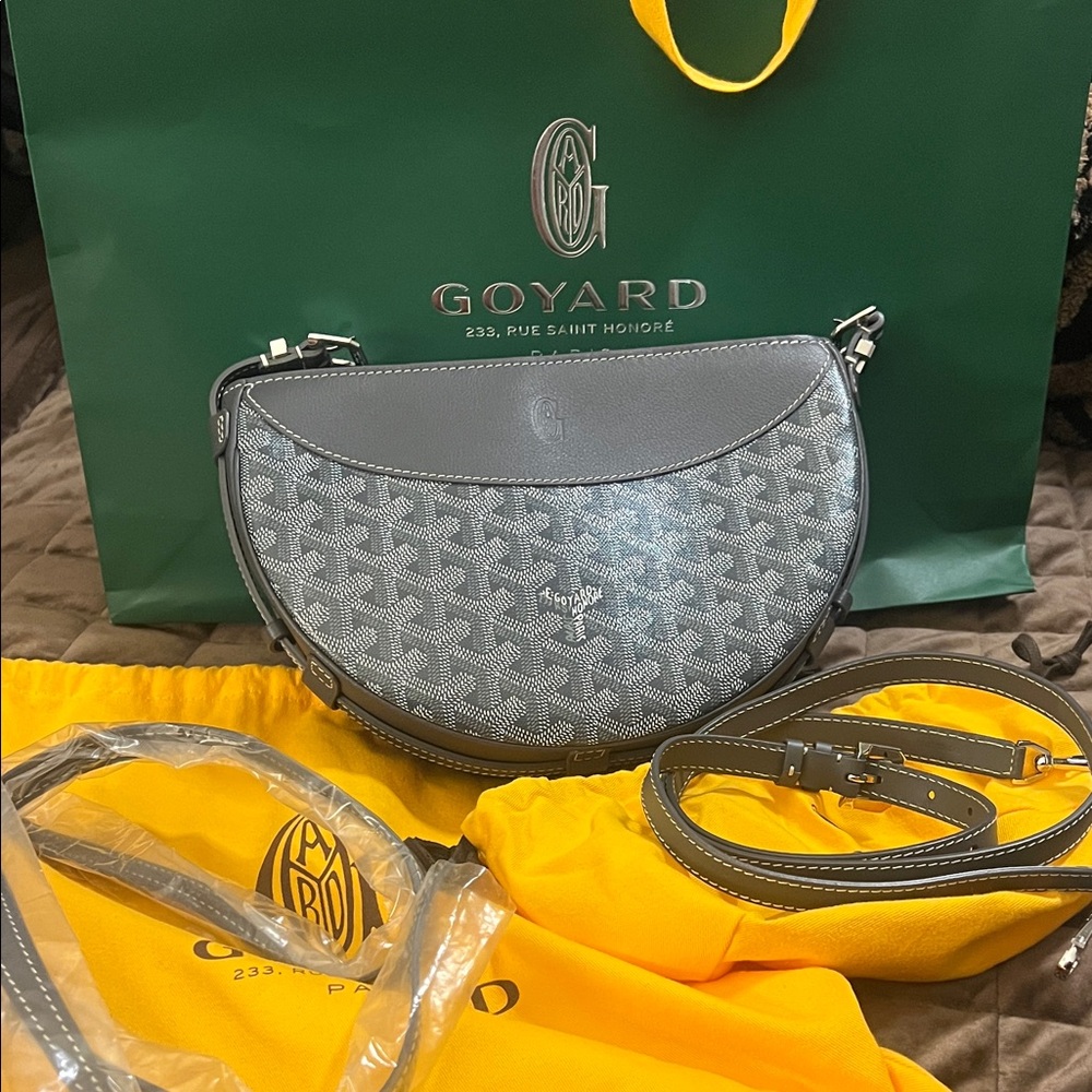 Goyard Grey Hirondelle Crossbody Bag